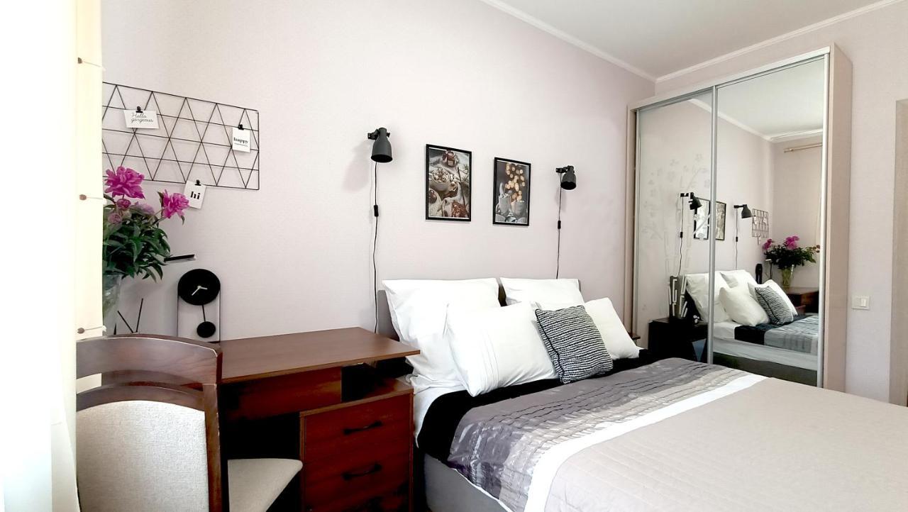 Relax Point Light Apartment Irpin Exterior photo